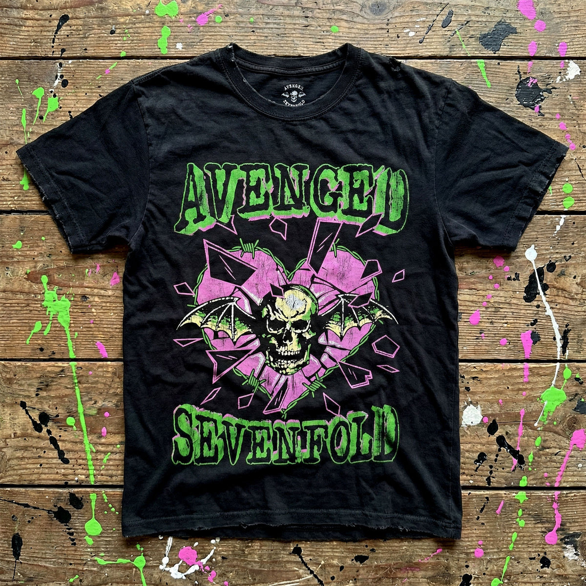 Avenged Sevenfold Unisex Premium Carbon T-Shirt: Heart Break (Black)