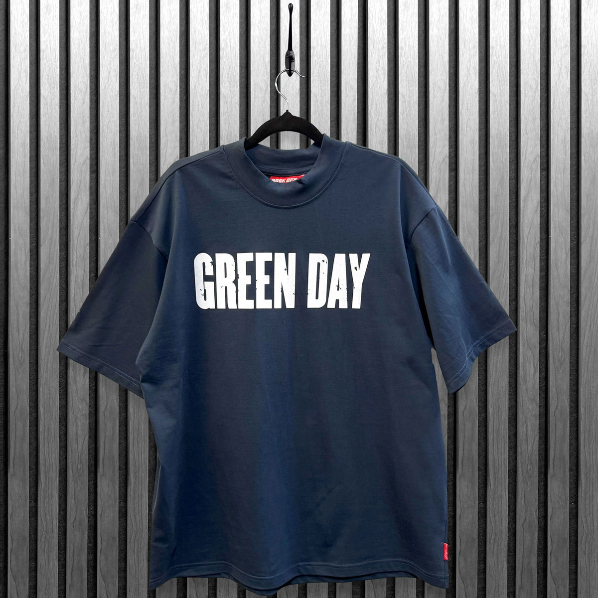 Green Day Unisex Unplugged T-Shirt: American Idiot Grenade (Navy Blue) (Back Print)