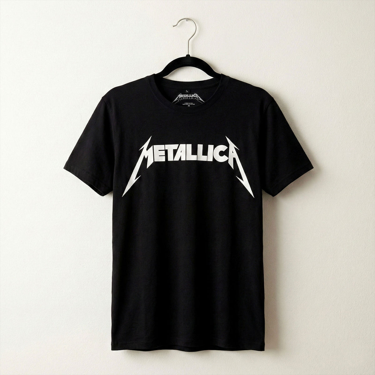 Metallica Unisex Premium Carbon T-Shirt: Logo (Black)