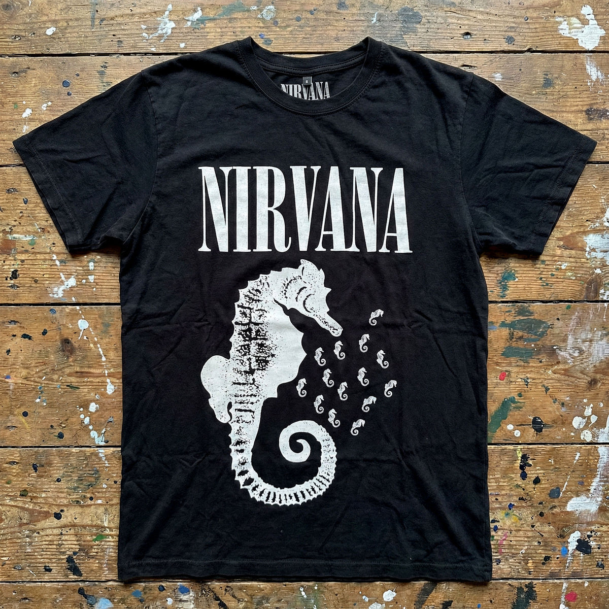 Nirvana Unisex Premium Carbon T-Shirt: Seahorse & Logo Mono (Black)