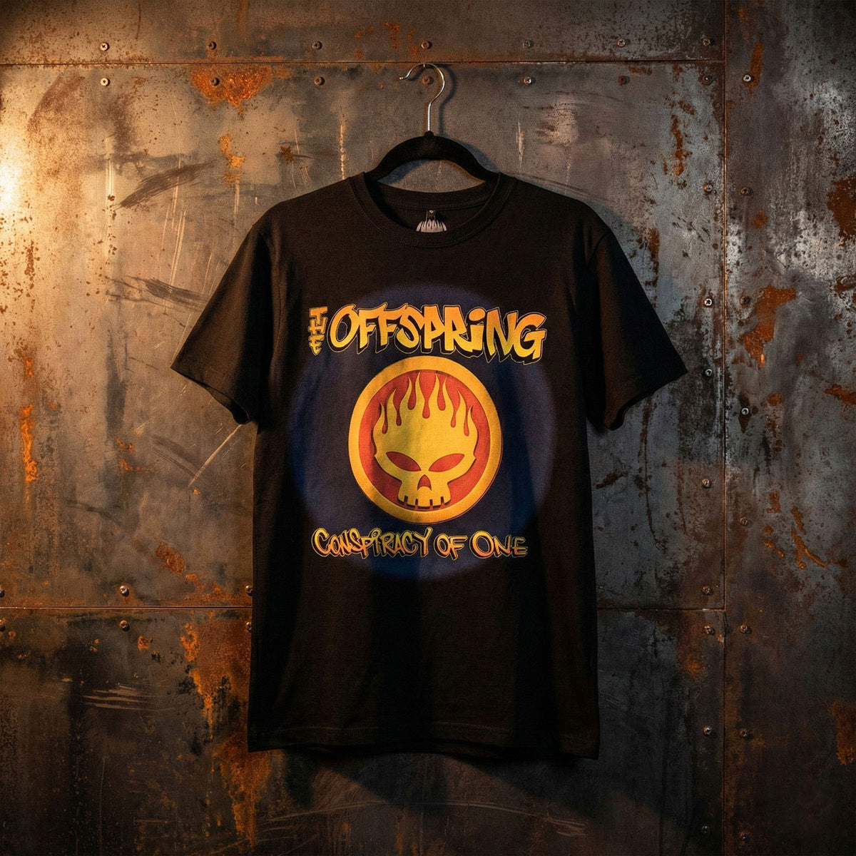 The Offspring Unisex Premium Carbon T-Shirt: Conspiracy Of One Tour '00 (Black) (Back Print)
