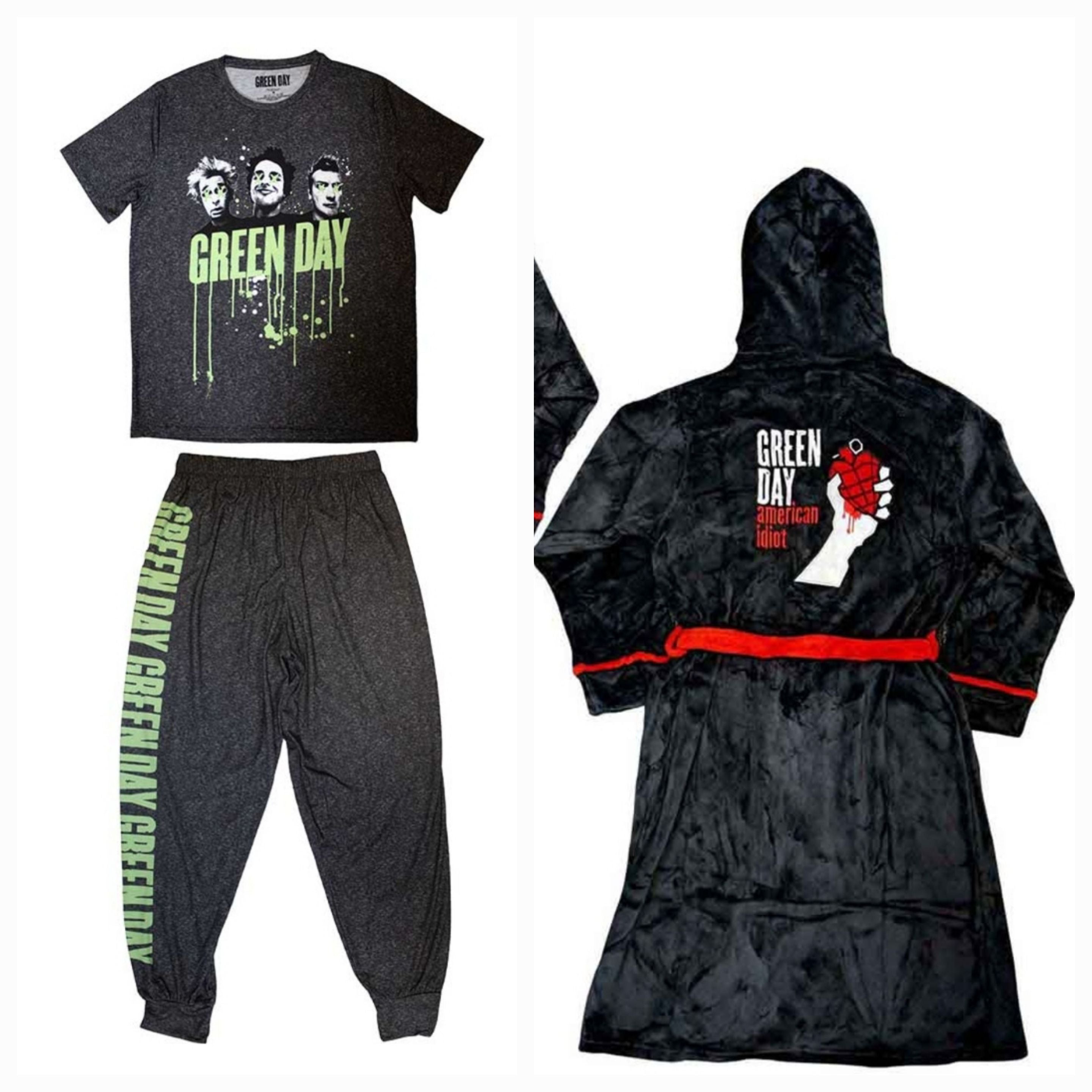 Official Green Day Ultimate Lounge Bundle – Pyjama Set + American Idiot Dressing Gown + Keychain